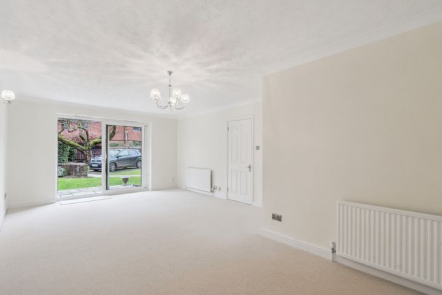 3 The Burren, Tudor Park, Amersham photo 2