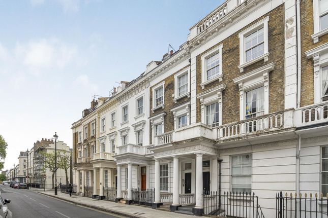 2-bed flat on First Floor Flat, 136 Warwick Way, London, £850,000