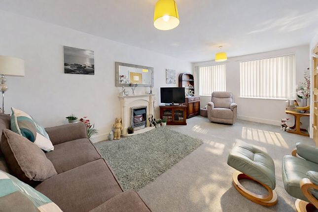 18, Thwaytes Court, Herne Bay photo 3