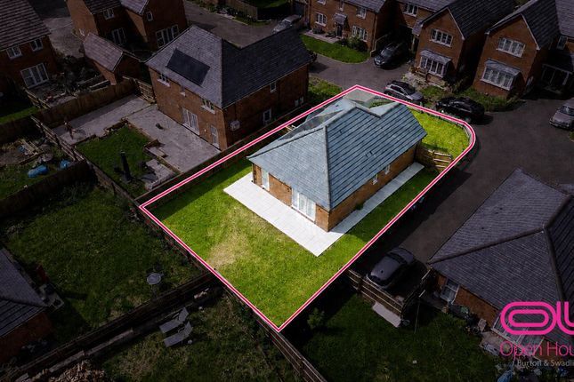 21, Aspen Way, Swadlincote photo 2