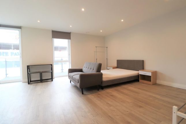 49, Panorama Apartments, Harefield Road, Uxbridge photo 3