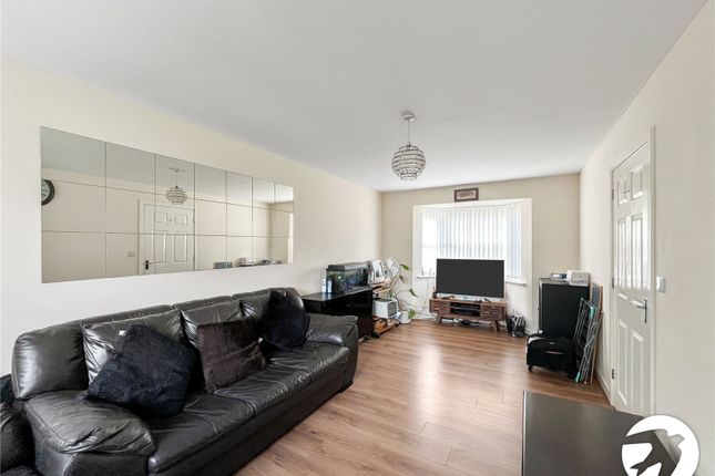 12, Iris Drive, Kent photo 2