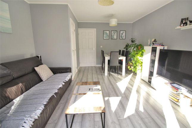 1, Fenby Place, Wiltshire photo 3