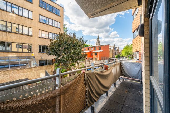 Murray Grove, Old Street photo 4