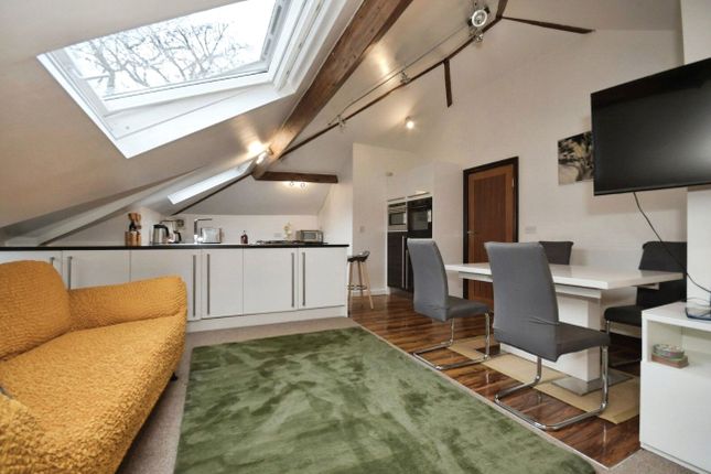 Fern View, 133, London Road, Derbyshire photo 3