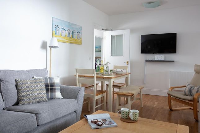 Trevean, 19 Manor Cottages, Falmouth photo 3