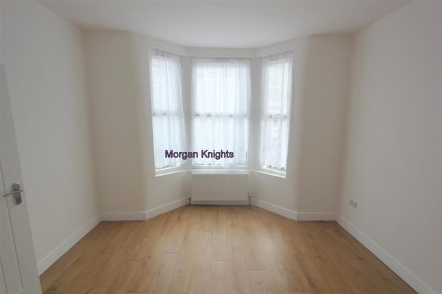 43, Grosvenor Road, Forest Gate photo 2