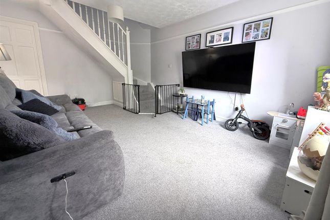 2, Broadleigh Close, West Bridgford photo 3
