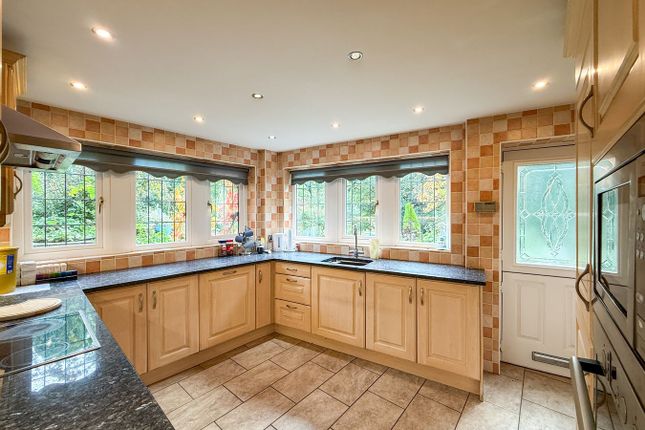 Fern Cottage, 8 &10, Magdale, Holmfirth photo 5