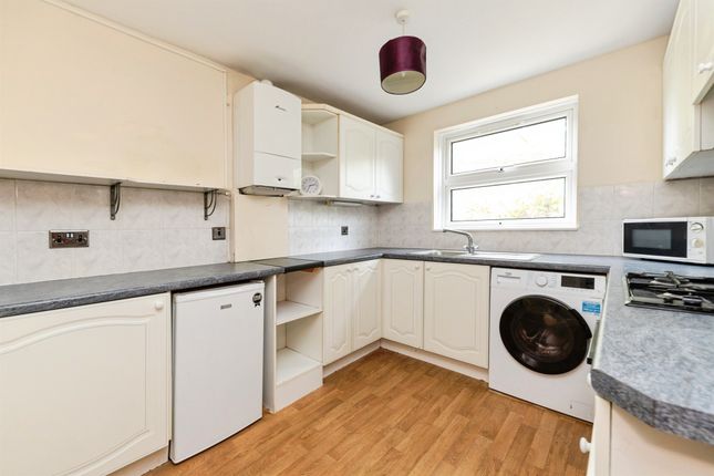 6, Athelstan Walk North, Welwyn Garden City photo 3