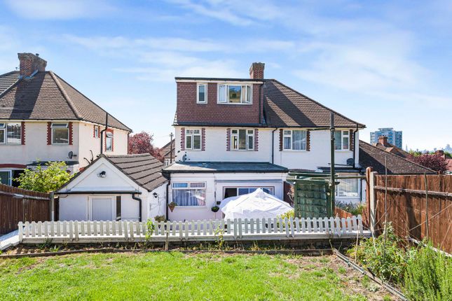 3, Heatherbank, Eltham photo 2