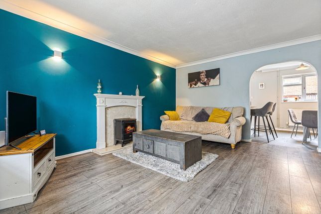 6, The Paddocks, Leicester photo 3
