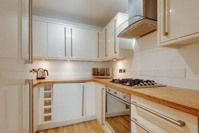 Flat to rent in Clifton Court, St Johns Wood