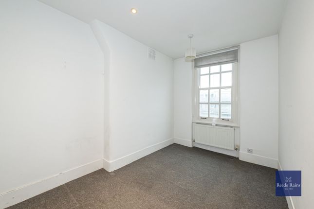 Flat 9, Douglas Buildings,, Marshalsea Road, London photo 4
