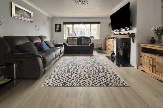 10, Wheatsheaf Way, Linton photo 3