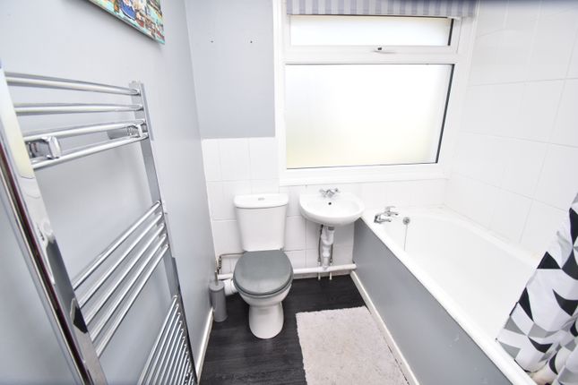 41, Stour Close, Rochester photo 4