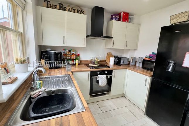 6, Lincoln Road, Market Rasen photo 2