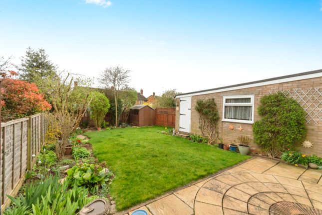 Semi-detached house for sale in Grovelands Avenue, Hitchin