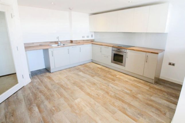 Thumbnail Flat for sale in Jansel Square, Bedgrove, Aylesbury
