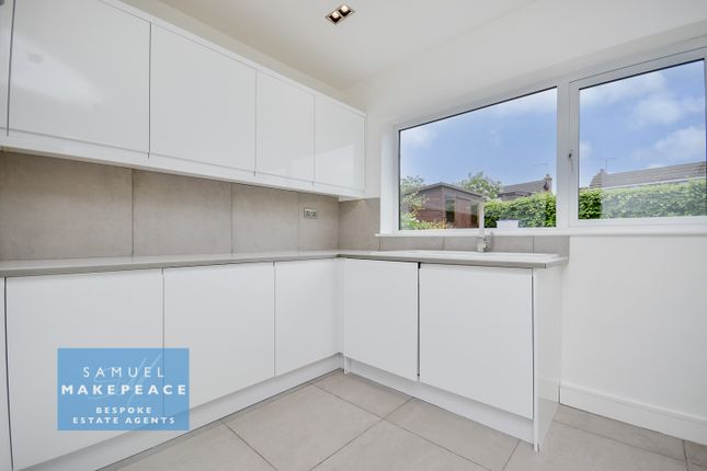 8 Elmwood Close, Church Lawton, Stoke-on-Trent photo 4
