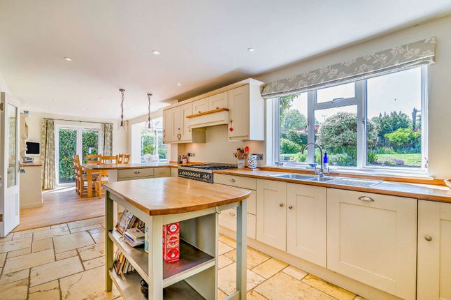 4, Oak Ash Green, Salisbury photo 4