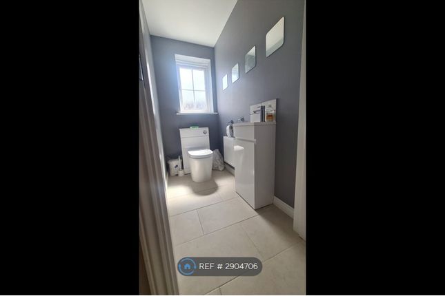 Mead Road, Bury St.Edmunds photo 5