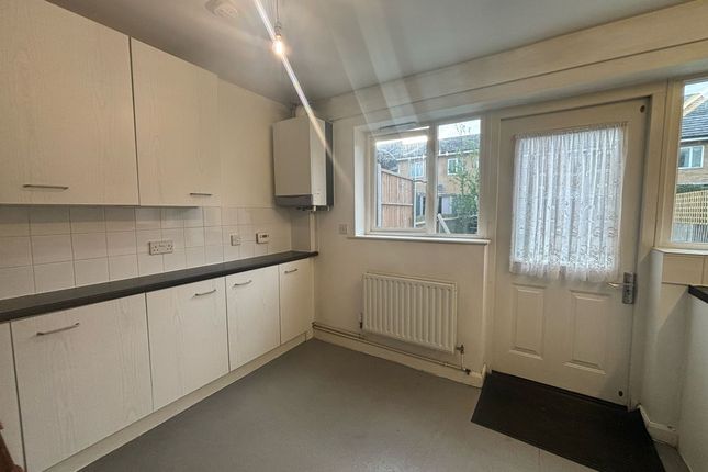 Town house to rent in Church Road, London