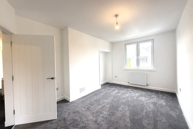 Loch Street, Dunfermline, Fife, KY12 0HL, Fife photo 2