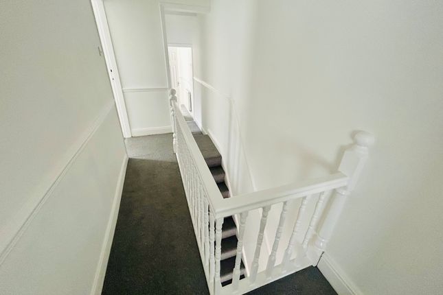 62, Liverpool photo 5