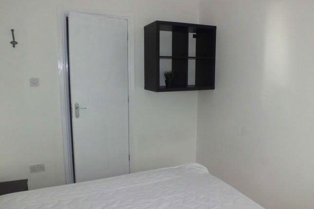 65, Selly Hill Road, Birmingham photo 5