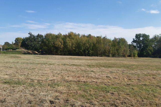 Land for sale in Pauilhac, Gers, France