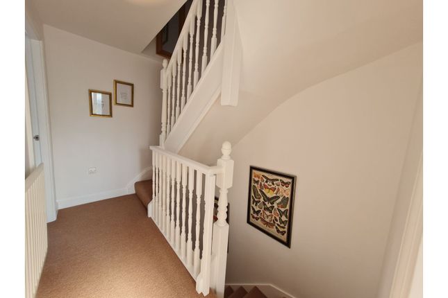 Town house for sale in Lapwing View, Horbury