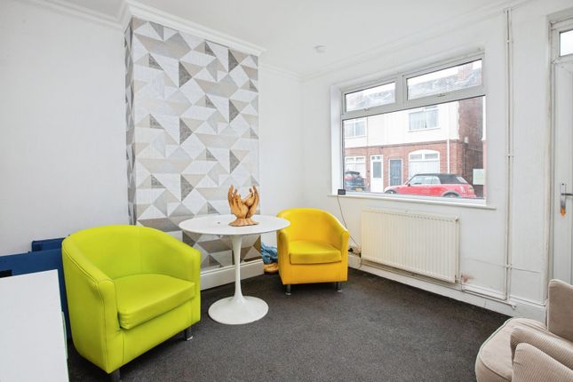 12, Welbeck Street, Nottinghamshire photo 2