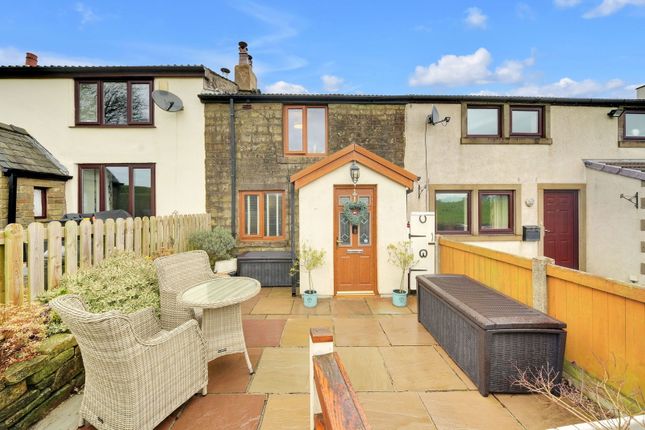The Finches,2, Primrose Lane, Blackburn photo 3