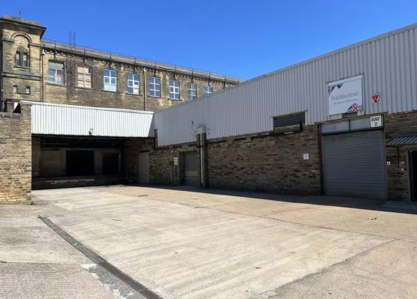 Light industrial to let in The Weaving Shed, Black Dyke Mills, Brighouse Road