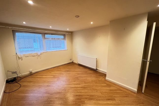 Kingfisher Court, Oswaldtwistle photo 2