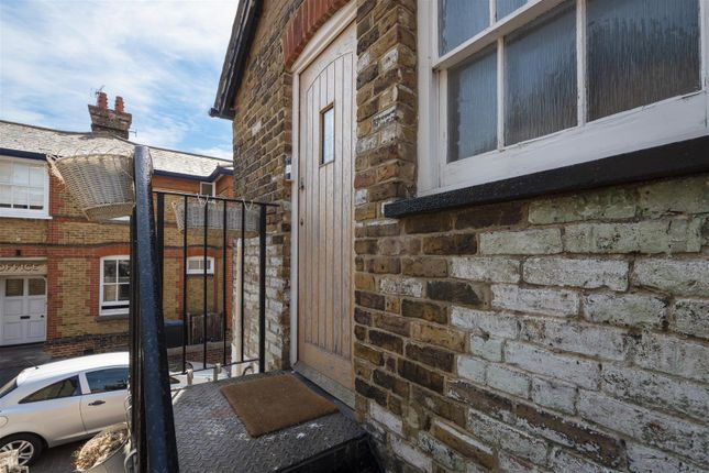 11A, Bexley Street, Whitstable photo 2