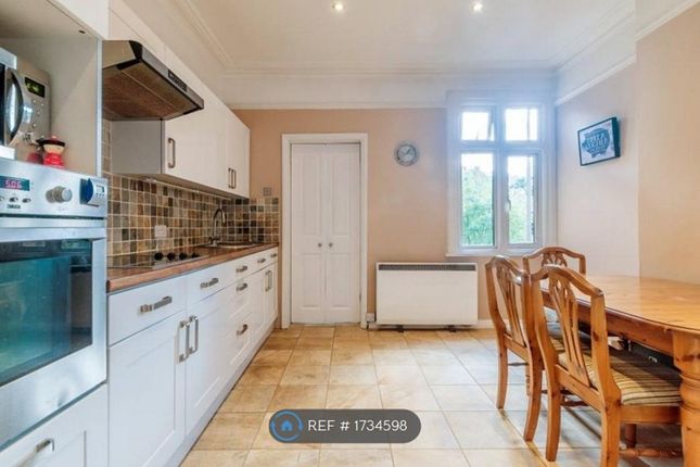 Hatch End, Pinner photo 3