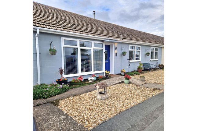 12, Avenue B, Upton, Gainsborough photo 2