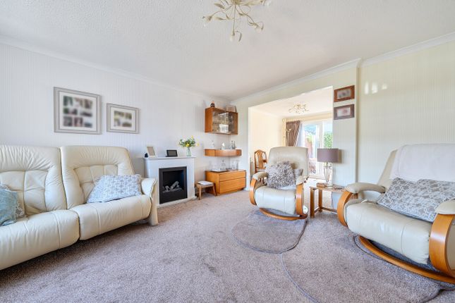 10, Hawkins Way, Essex photo 2