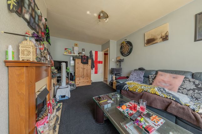 20, Pritchard Avenue, Wolverhampton photo 4