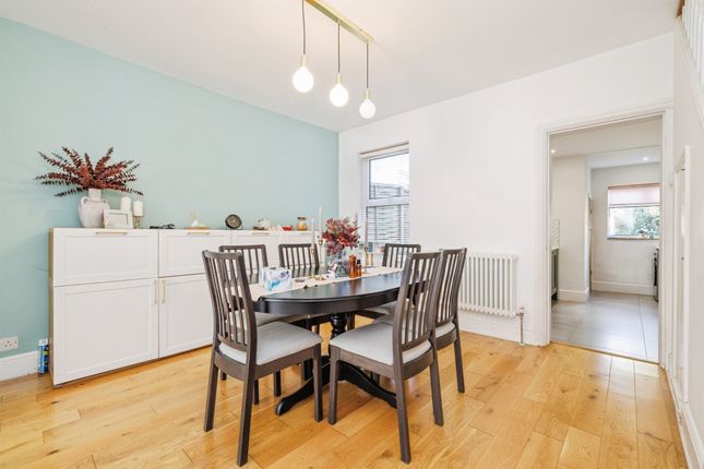 Westbury Road, Watford photo 3