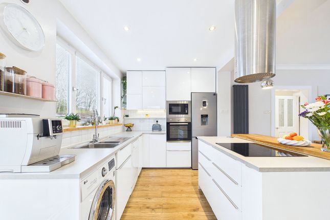 31 Beltrees Crescent, Glasgow photo 2