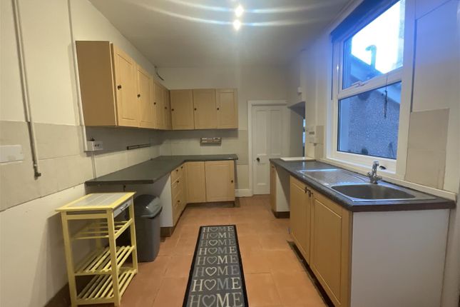 39, Cwmamman Road, Ammanford photo 3