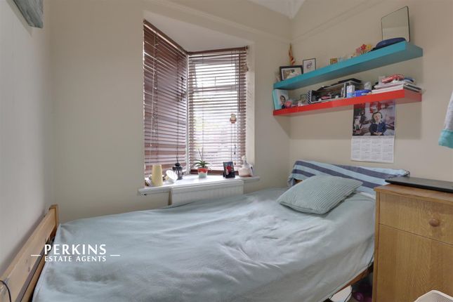 Bilton Road, Greenford photo 5
