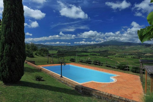 Thumbnail Country house for sale in Strada Provinciale 24, Sarteano, Toscana