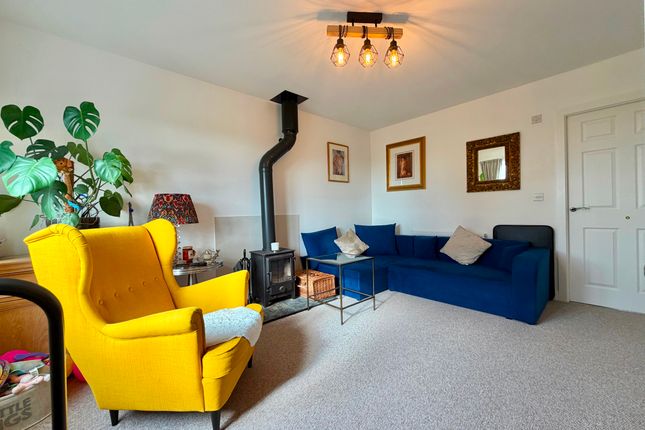 101 Sneyd Wood Road, Cinderford photo 2