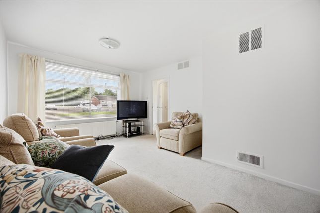 268, Cleeves Quadrant, Glasgow photo 4