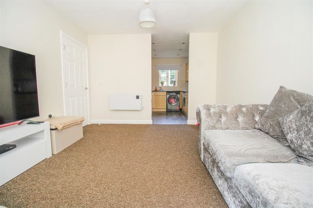 43, Bromley Close, Harlow photo 4