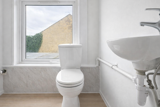 35a The Slade, London photo 5